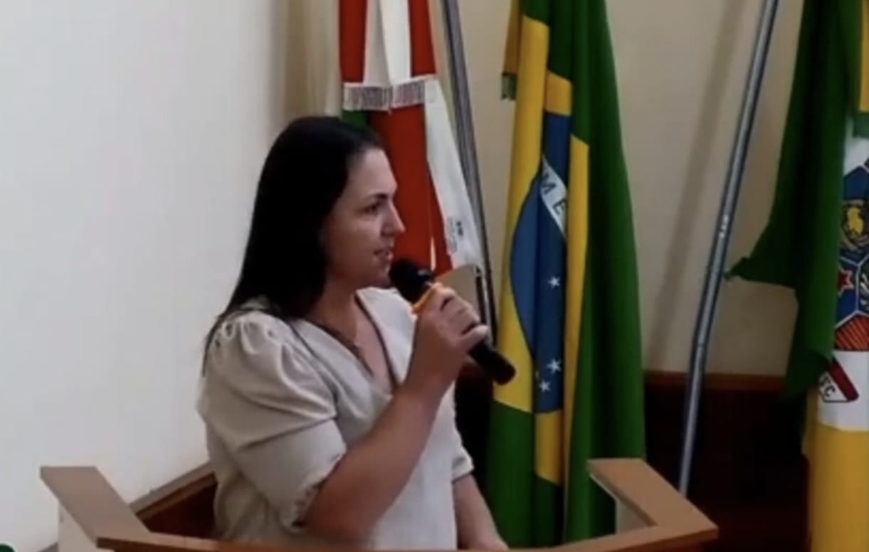 Vereadora Andriely Okopniki destaca valorização dos servidores, fortalecimento das associações e conquista de recursos para Santa Terezinha