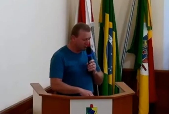 Presidente da Câmara de Santa Terezinha defende atualização do Simples Nacional e revisão de decreto sobre retirada de minérios