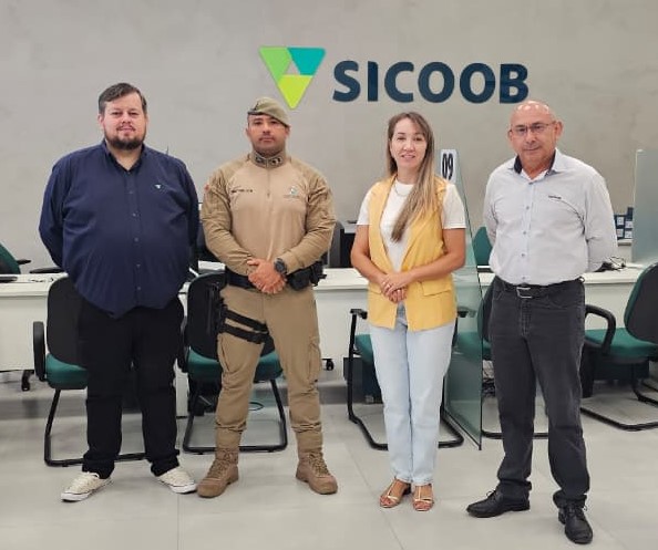 Prefeitura e Sicoob unem forças e reforçam segurança com instalação de câmeras em Santa Terezinha