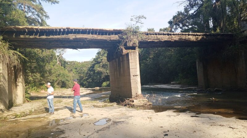 Prefeita acompanha medições para construção de nova ponte em Salto Iraputã