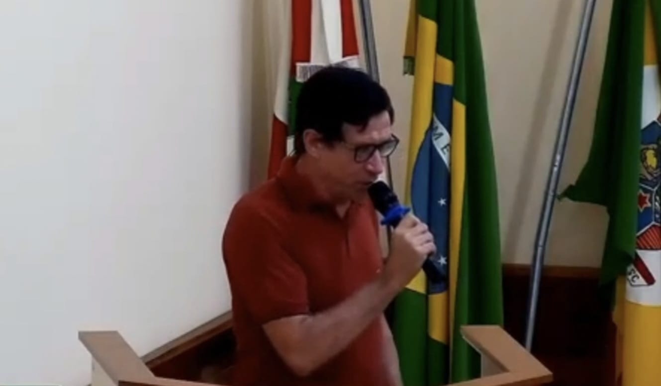 Vereador Pascoal Schultz destaca encenação da Paixão de Cristo e anuncia destinação de emenda impositiva em Santa Terezinha