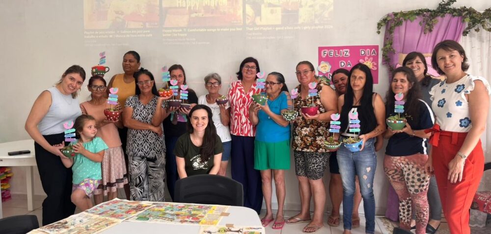 A Prefeitura de São Bento do Sul, por meio da Secretaria Municipal de Assistência Social (SEMAS), realizou na última sexta-feira (20), no CRAS Rita Maria Dums, no bairro Oxford, mais uma importante ação em alusão ao Mês da Mulher