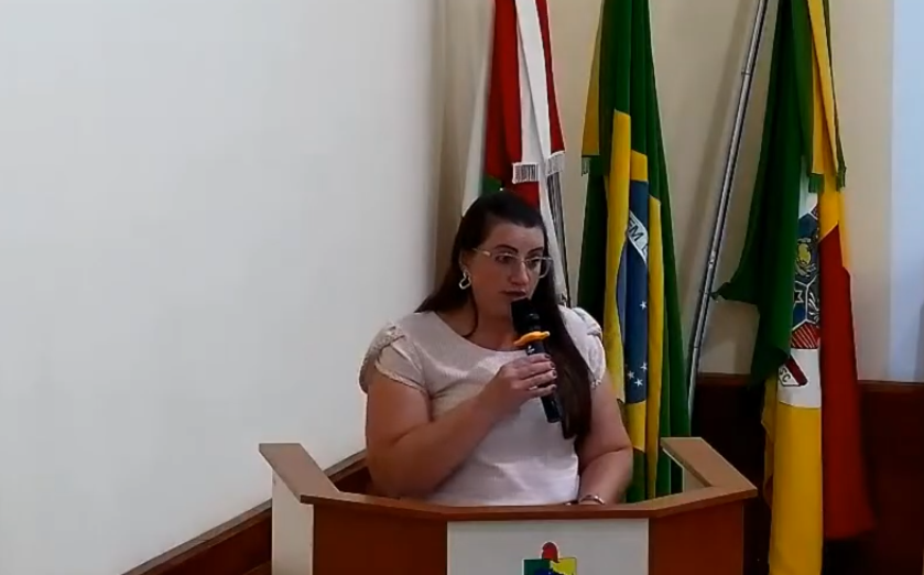 Vereadora Marililia Nutricionista manifesta pesar, comenta reajuste salarial e pede mais segurança no Parque Mata Nativa