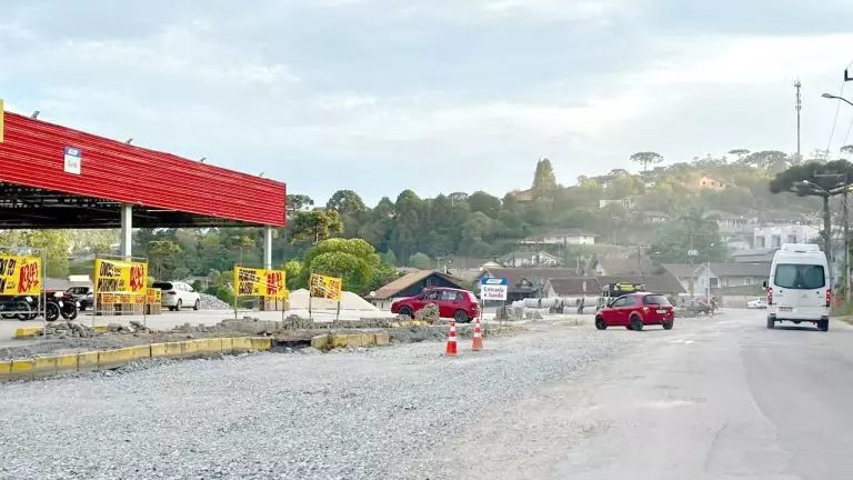 Rua Mathias Nossol começa a receber pavimentação nesta sexta-feira