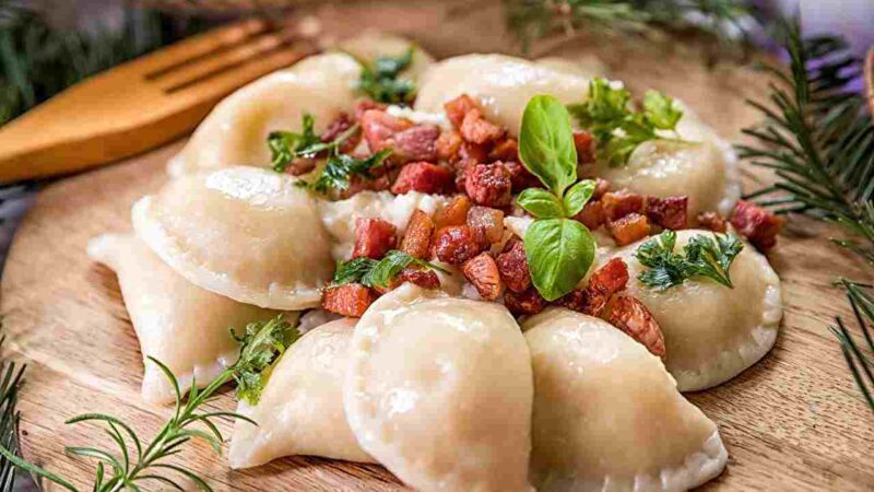 Praça de Alimentação da Festa do Pirogue abre chamamento