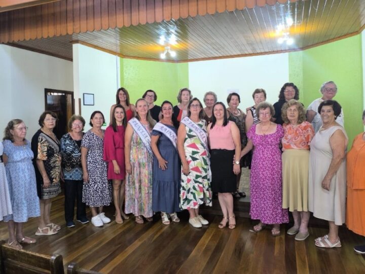 O Grupo Lustig Tanzgruppe elegeu sua realeza e a Prefeitura prepara grande festa para a Terceira Idade em outubro