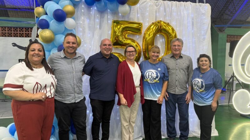 Vereadores prestigiam 50 anos da Escola Castelo Branco