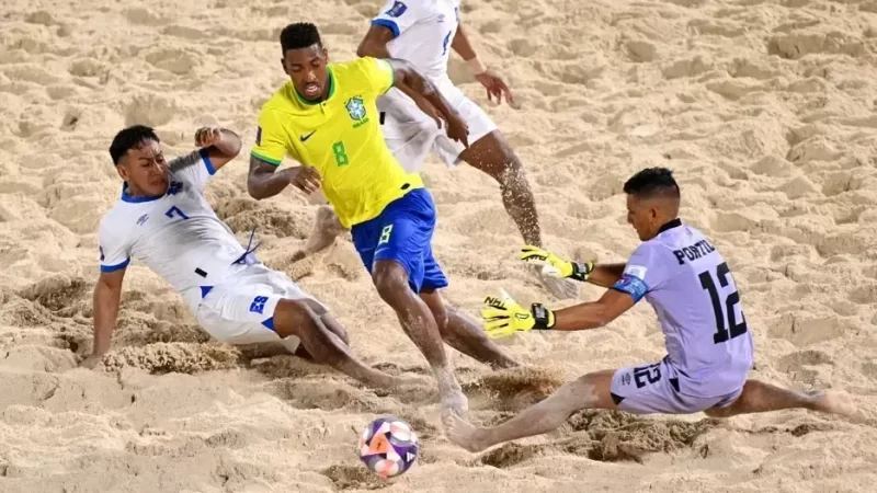 Futebol de areia dos Jogos de Verão definiu os 4 últimos classificados para próxima fase