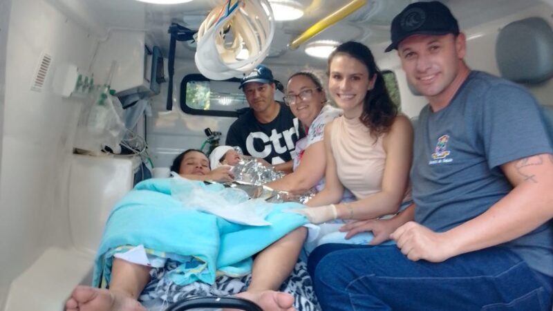Bebê nasce dentro de ambulância de Santa Terezinha durante atendimento de emergência