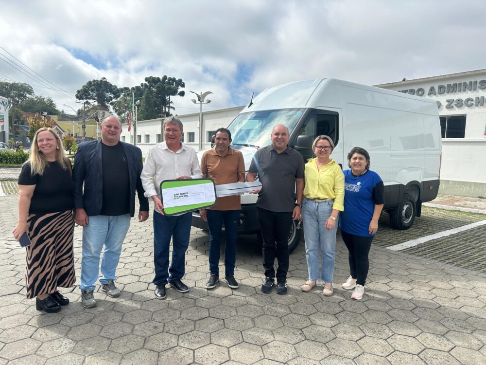 SEMED adquire novo veículo para fortalecer a distribuição da alimentação escolar
