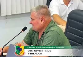 Vereador de Major Vieira gera revolta ao sugerir morte de animais e levanta debate sobre responsabilidade pública