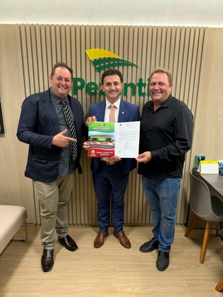 Vereadores Evaldo Bauer e Israel de Lima prestam contas de viagem a Brasília e destacam pedidos de recursos