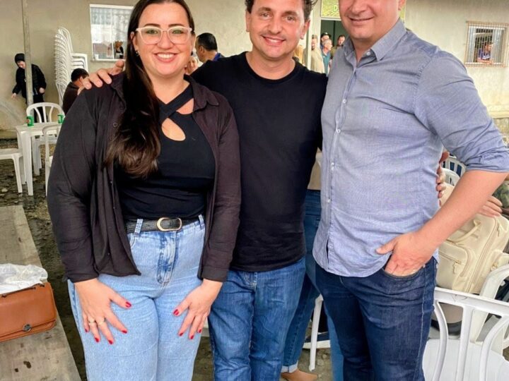 Deputado Rafael Pezentti prestigia Festa da Colheita e reforça parcerias em Santa Terezinha