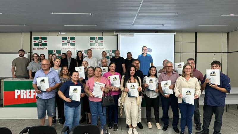 Primeiras escrituras da Cohab são entregues e marcam avanço na regularização fundiária em São Bento do Sul