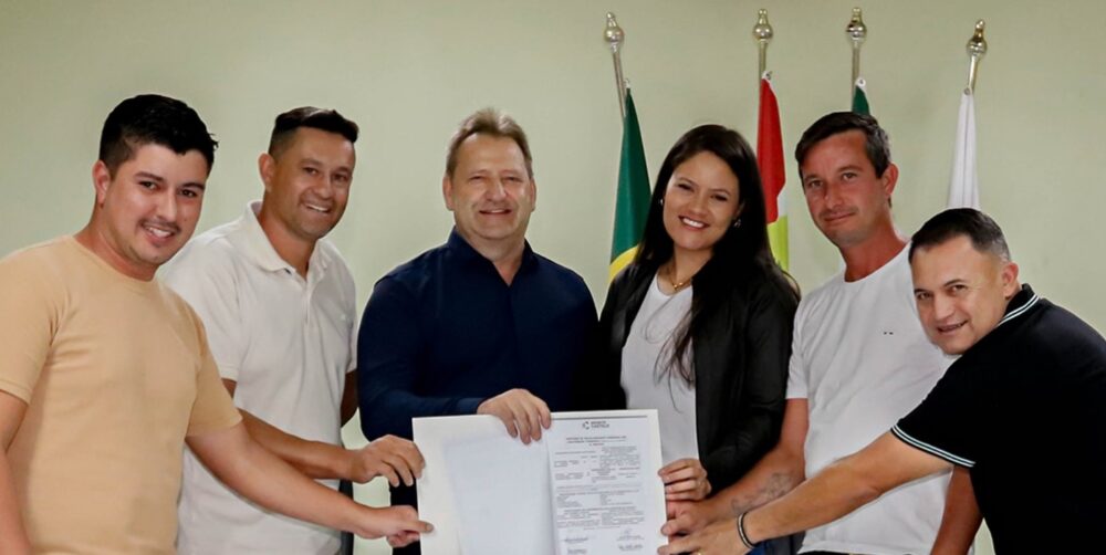 Monte Castelo avança na regularização fundiária com entrega de matrículas a moradores