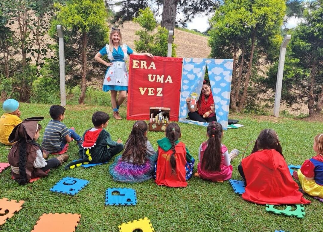 EMEB Paulo Fuckner promove atividade especial pelo Dia Nacional do Livro Infantil em Campo Alegre