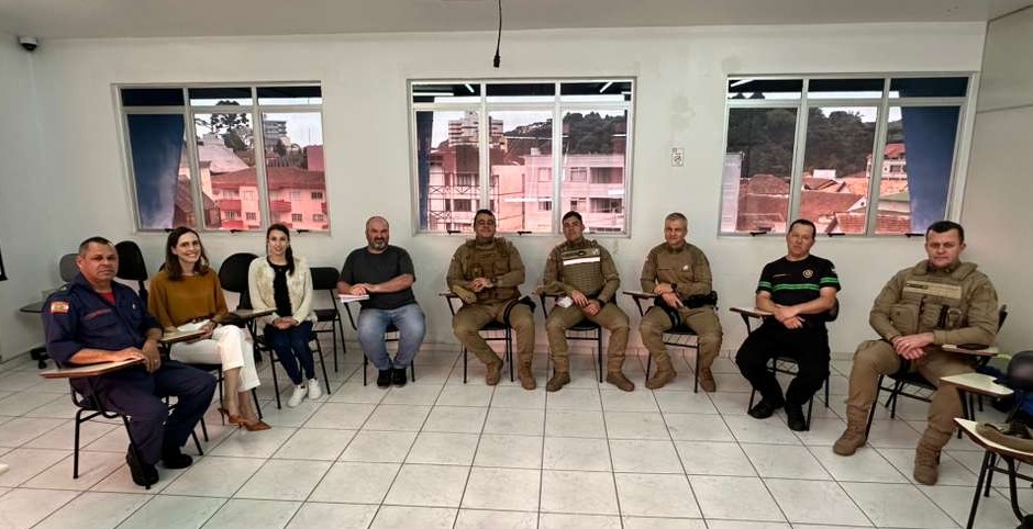 Detru promove reunião e inicia planejamento da campanha Maio Amarelo em São Bento do Sul