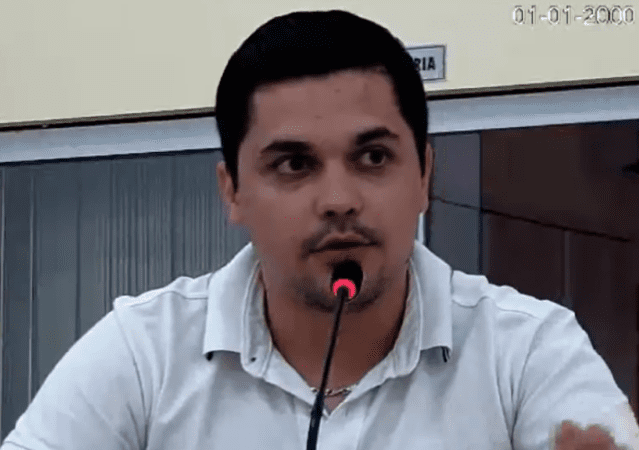 Morador questiona falta de exames e medicamentos em Santa Terezinha; Secretaria de Saúde se manifesta