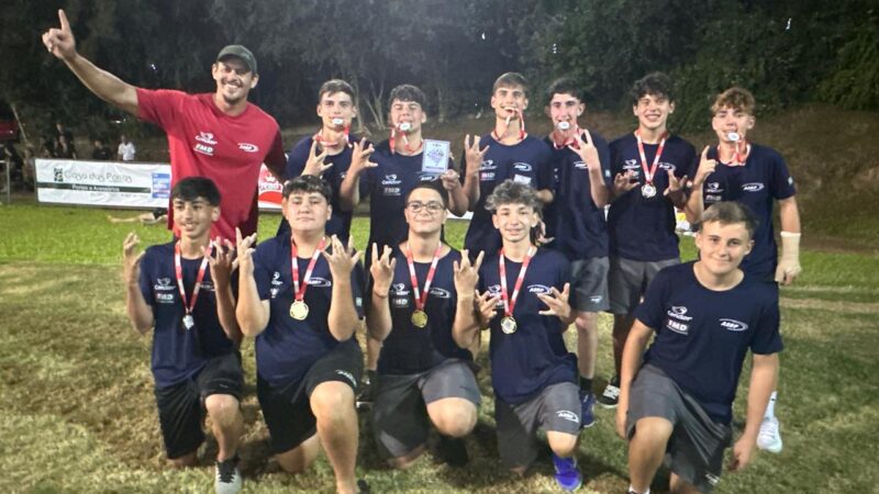 Punhobol de São Bento do Sul brilha em torneio internacional e conquista ouro e prata no RS