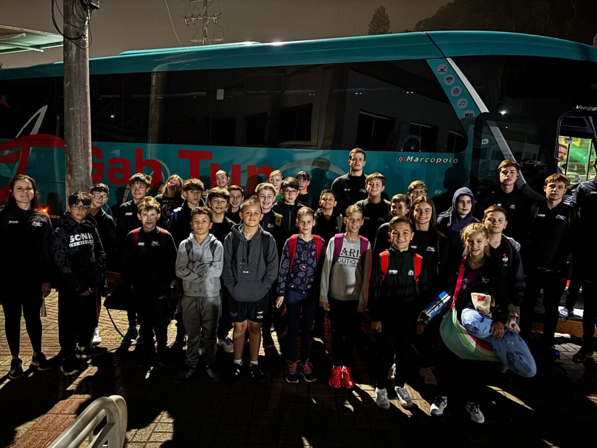 Atletas de São Bento do Sul conquistam 16 medalhas na Liga Litorânea de Tênis de Mesa