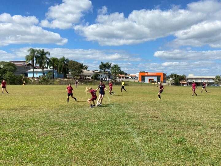 Jogos Escolares Municipais de Santa Terezinha 2026 reúnem estudantes e incentivam o esporte