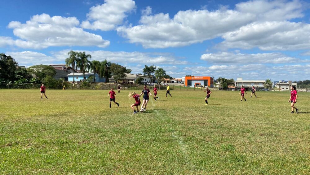 Jogos Escolares Municipais de Santa Terezinha 2026 reúnem estudantes e incentivam o esporte