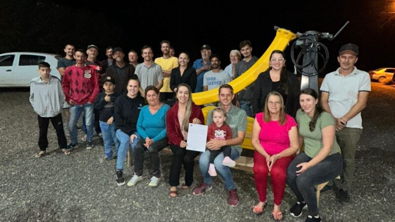 Santa Terezinha realiza entrega de implementos agrícolas adquiridos por emenda parlamentar