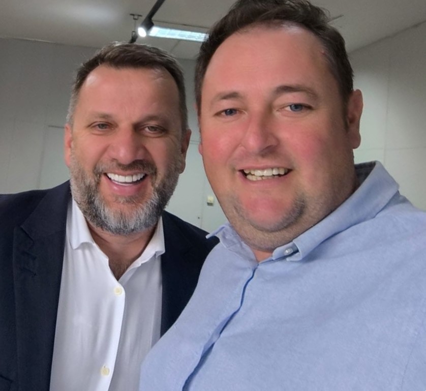 Deputado Jerry Comper destina R$ 1,1 milhão para obras em Santa Terezinha após solicitação do vereador Israel de Lima