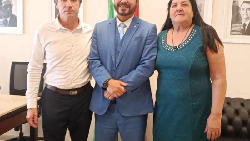 Vereador Pascoal Schultz busca recursos na ALESC e confirma mais R$ 150 mil para capela mortuária do Colorado