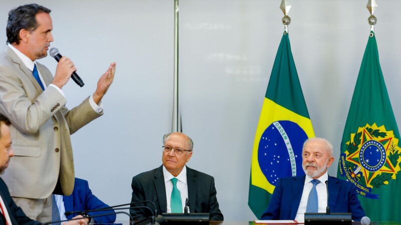 Governo Federal zera imposto sobre compras internacionais de até US$ 50