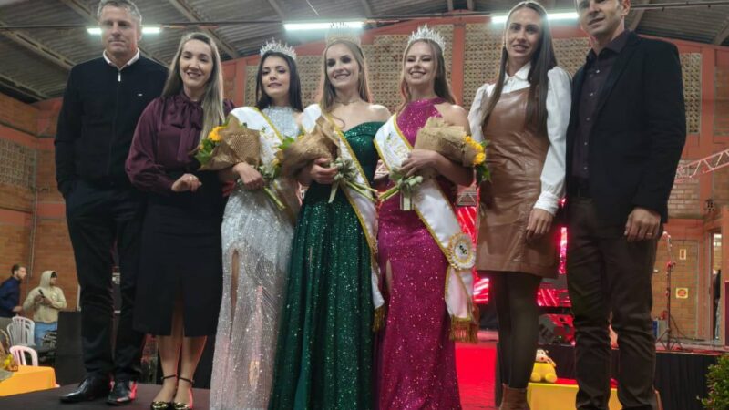 Santa Terezinha escolhe a nova realeza da 16ª Festa Regional do Mel