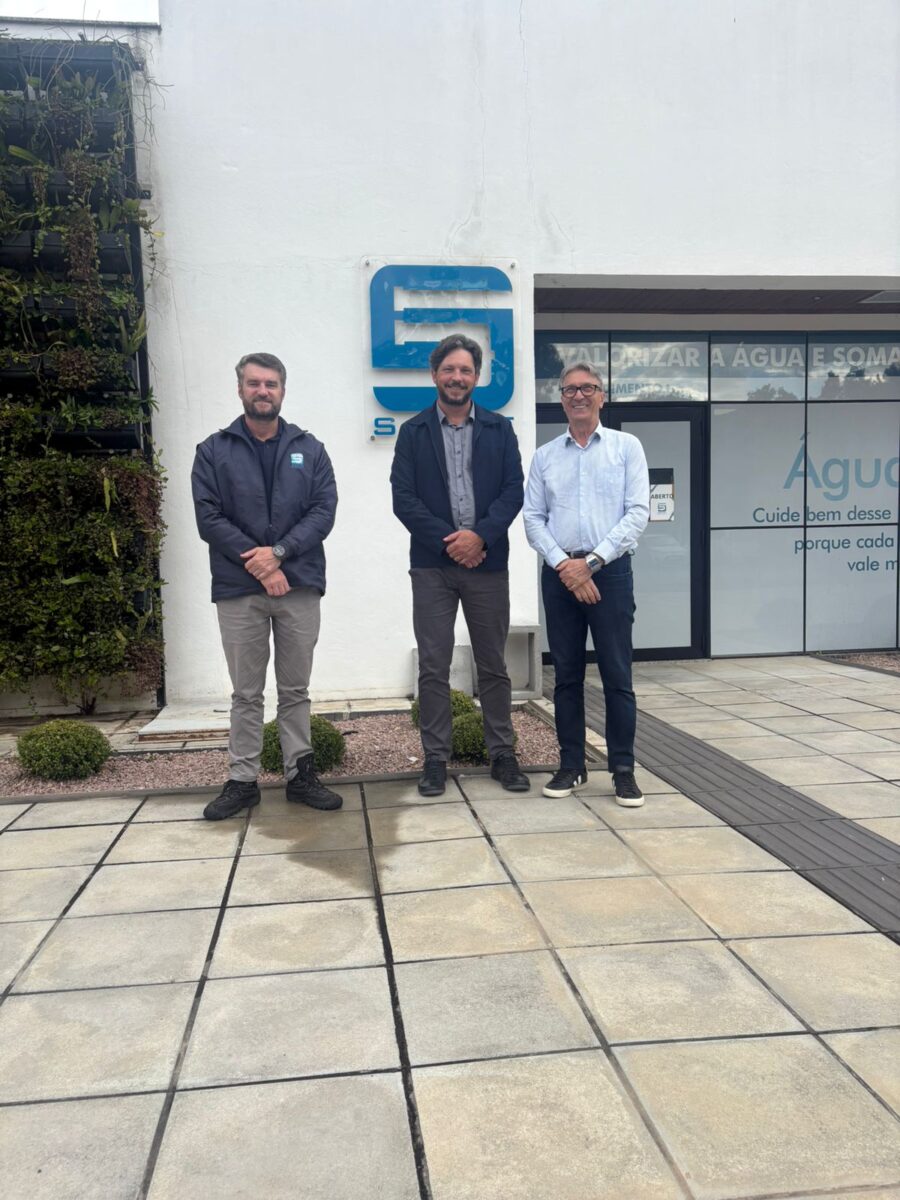 SAMAE recebe visita da ARIS para discutir soluções de saneamento em áreas sem rede coletora