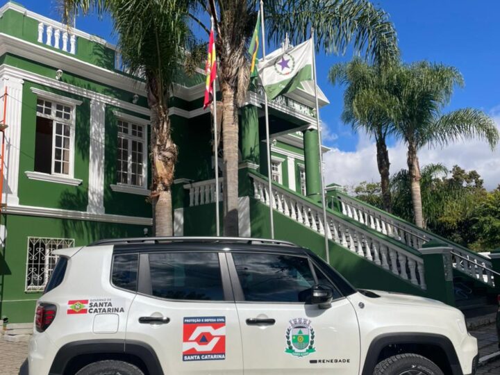 Prefeitura de Campo Alegre recebe uma nova viatura 4×4 para a Defesa Civil