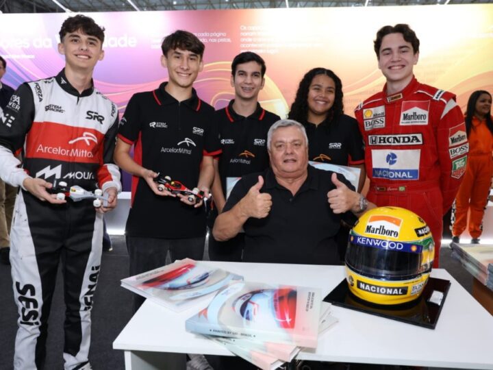 Lançamento do livro “As Cores da Velocidade” reúne fãs do automobilismo em Joinville