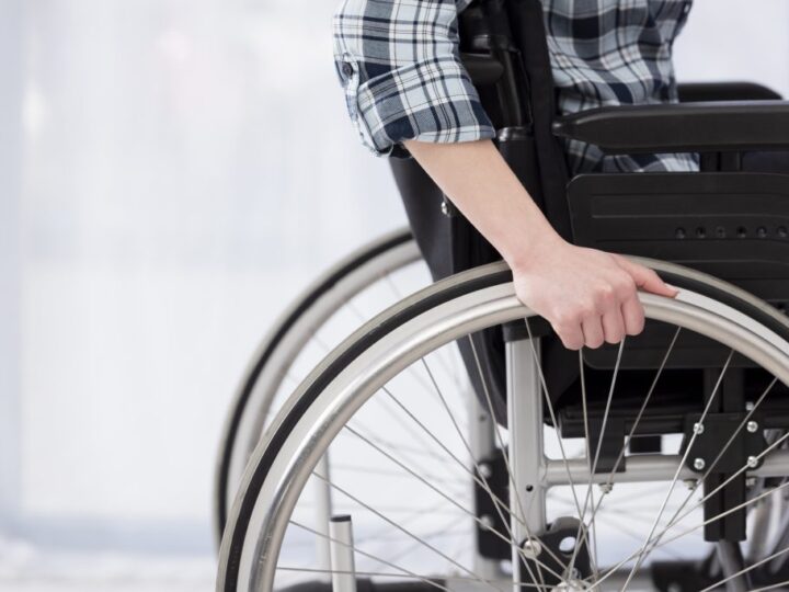 Comissão aprova projeto que amplia divulgação dos direitos das pessoas com deficiência