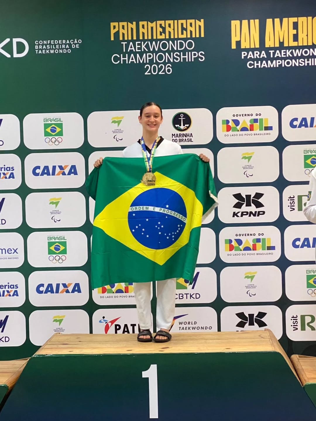 Rafaela Meirelles conquista ouro no Pan-Americano de Taekwondo pela quarta vez