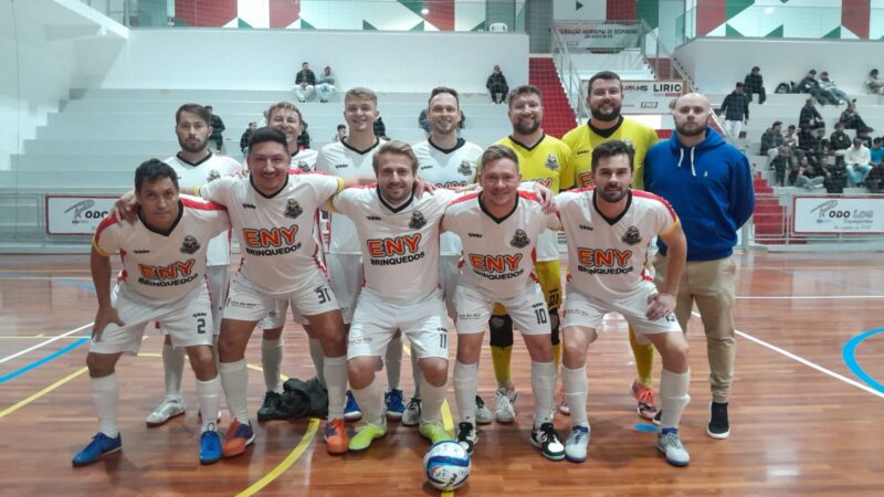 Bola rolando e emoção garantida: Futsal da 1ª Divisão e Veterano 40+ movimentam São Bento do Sul