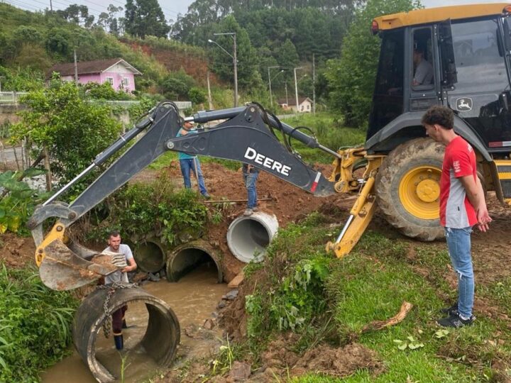 A Prefeitura de São Bento do Sul reforça seu compromisso com o fortalecimento do setor agrícola ao avançar na atualização dos valores da hora/máquina do Programa “Porteira Aberta”