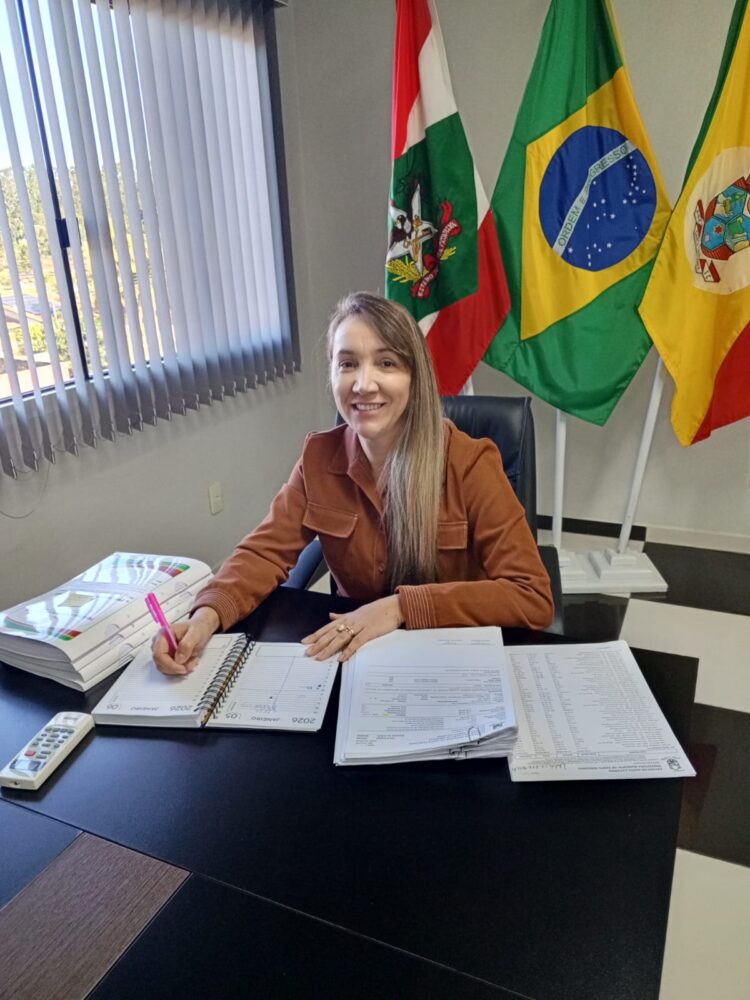 Uma nova esperança para Santa Terezinha: pavimentação histórica ganha força e movimenta município, um sonho que sai do papel