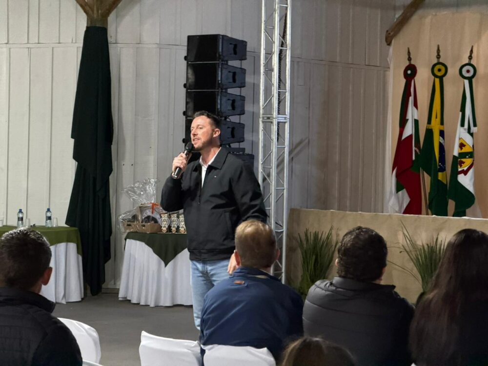 Fernando Krelling defende ampliação de crédito e mais oportunidades para fortalecimento da produção de leite em Santa Catarina