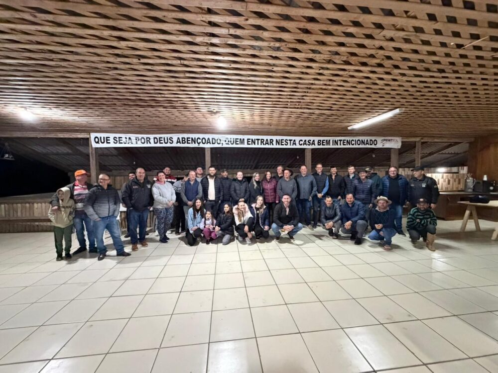 Deputado Fernando Krelling visita Santa Terezinha e confirma novos recursos