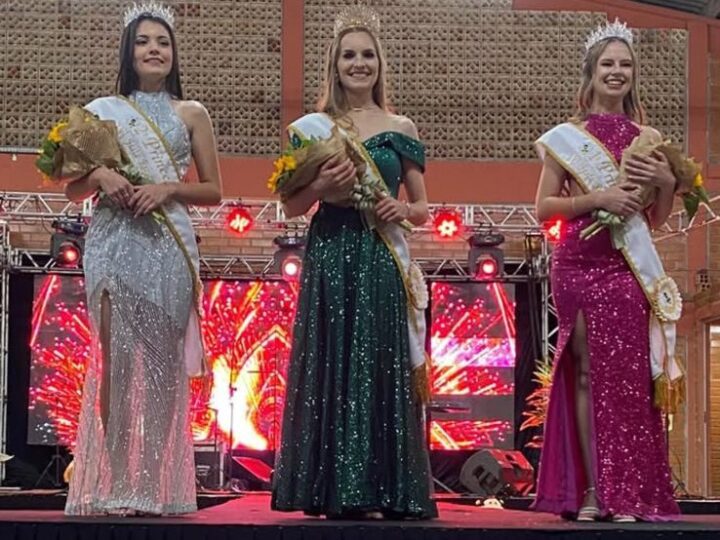 Rainha da 16ª Festa do Mel, Flávia Humeniuk destaca trajetória marcada por cultura, fé e dedicação à comunidade