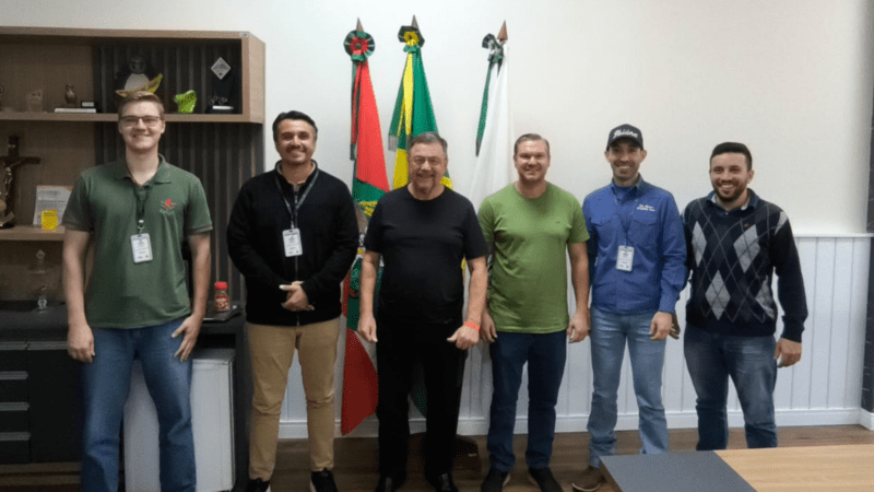 CORUPÁ DISCUTE PROJETO PARA FORTALECER A PISCICULTURA E DIVERSIFICAR PRODUÇÃO AGRÍCOLA