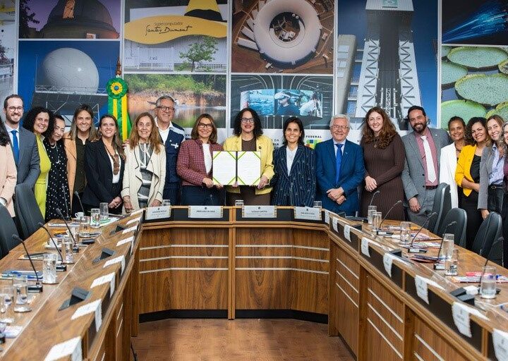 Governo do Brasil mobiliza R$ 60 milhões para pesquisas sobre saúde menstrual, dor pélvica e endometriose