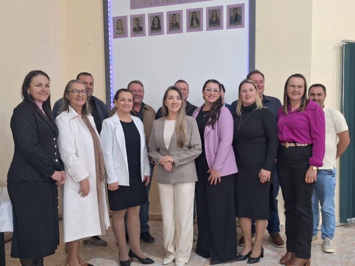 Galeria Lilás é inaugurada em Santa Terezinha e homenageia mulheres que marcaram a história do Legislativo