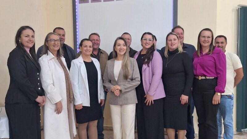 Galeria Lilás é inaugurada em Santa Terezinha e homenageia mulheres que marcaram a história do Legislativo