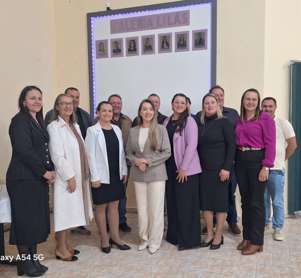 Galeria Lilás é inaugurada em Santa Terezinha e homenageia mulheres que marcaram a história do Legislativo
