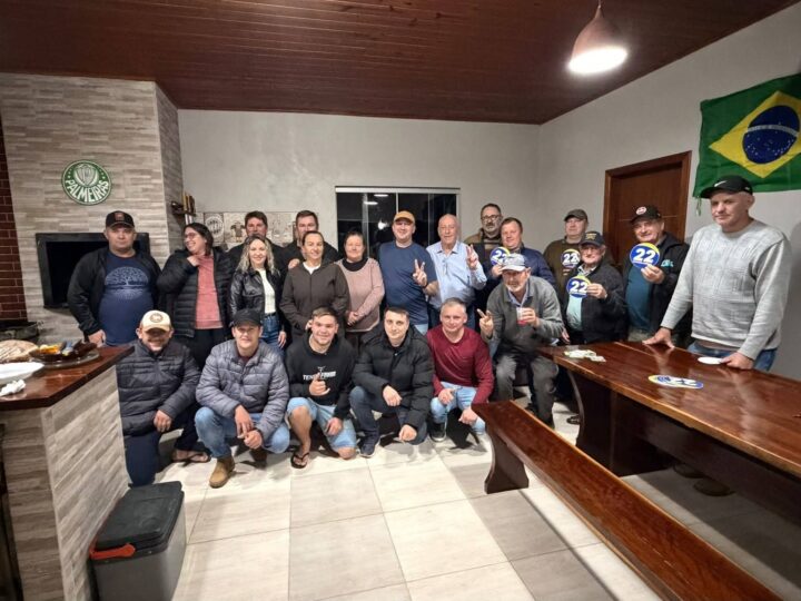 Deputado Oscar Gutz visita Santa Terezinha, presta contas do mandato e fortalece bases do PL no município