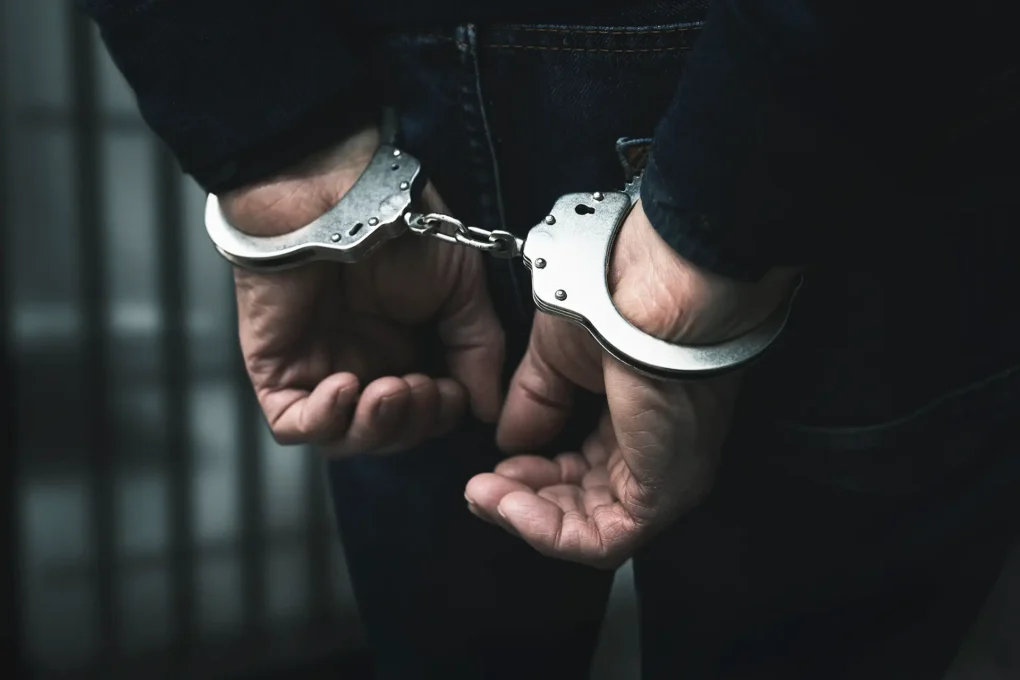 Homem que esfaqueou e cegou a companheira é condenado a mais de 35 anos de prisão por tentativa de feminicídio