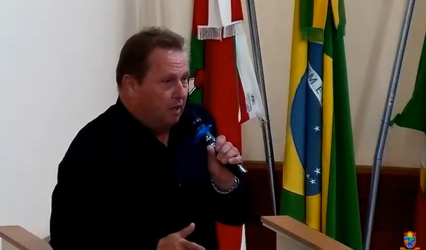 Vereador Evaldo Bauer cobra melhorias na saúde e reforça pedido por atenção ao interior de Santa Terezinha